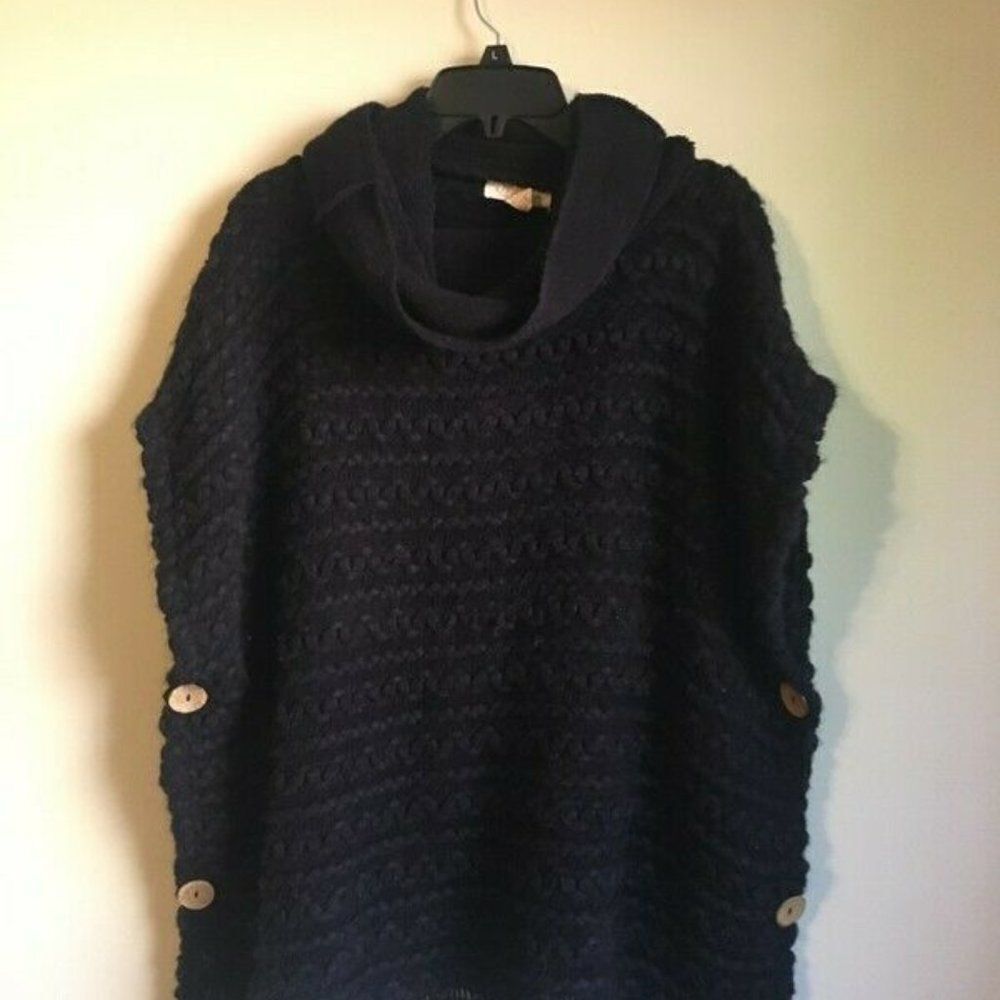 OrangeΒ blackβturtleneckβpulloverβMβ